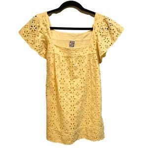 PINK VS Eyelet Yellow Short Sleeve Blouse Small